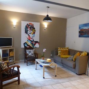 Chez Jean - Newly Renovated Air-Conditioned Flat At The Foot Of The Ramparts, 4 People Βίλα Καρκασόν Exterior photo