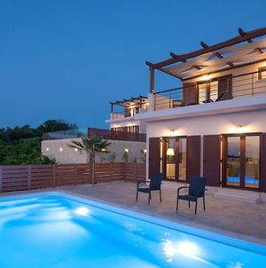 Stylish Villa Liatiko - Heated Pool - Amazing Views Epano Vathia Exterior photo