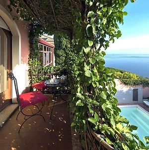 Sea View Villa In Taormina With Private Pool Exterior photo