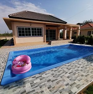 Sand-D House Pool Villa A3 At Rock Garden Beach Resort Rayong Mae Phim Exterior photo