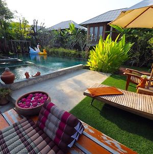 Baansuk Sukhothai Resort Exterior photo