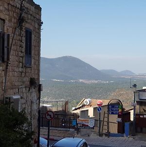 דירת נופש בוטיק - נוף לרבי שמעון Διαμέρισμα Safed Exterior photo