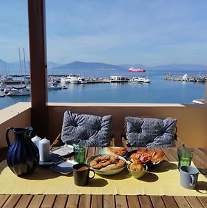 Aegina Port Apt 2-Διαμέρισμα στο λιμάνι της Αίγινας 2 Διαμέρισμα Exterior photo