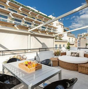 Open Skies- Penthouse In Plaka- Acropolis View! Διαμέρισμα Αθήνα Exterior photo