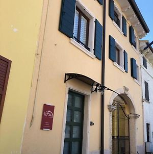 La Casa Della Ada Ξενοδοχείο Castelnuovo del Garda Exterior photo