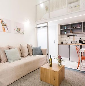 Relax In This Funky Loft Next To Metro! Διαμέρισμα Αθήνα Exterior photo
