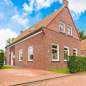 Cozy Detached House Near Breskens With Garden And Two Nice Terraces Βίλα Room photo