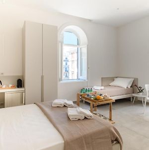 Lux Caracciolo Bed and Breakfast Νάπολη Exterior photo