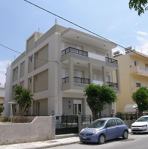 Kostas Central Beach Apartments Exterior photo