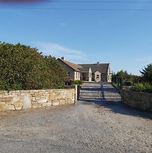 Shanakeever Farm - Clifden Country Homes - Bookable As 2 And 3 Bedroomed Exterior photo