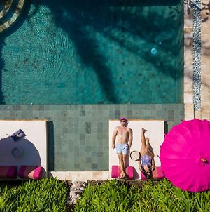 Pinkprivate Sanur - Cool Adults Only Bed and Breakfast Exterior photo