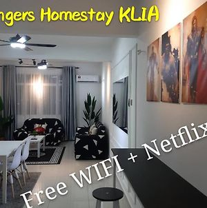 Avengers Homestay @ Klia + Free Wifi & Netflix Σεπάνγκ Exterior photo