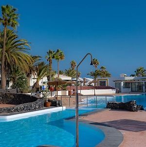 Beautiful Studio On The Seafront Διαμέρισμα Costa Teguise Exterior photo