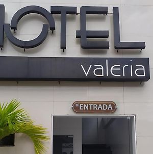 Oyo Hotel Valeria Σαλβαντόρ Exterior photo