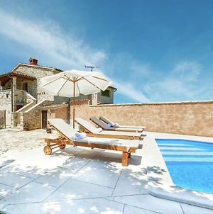 Modern Holiday Home In Porec With Swimming Pool Nova Vas  Exterior photo