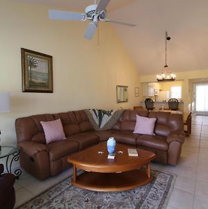 2Nd Fl 2 Bedroom Unit Condo With Vaulted Ceilings In Plantation Golf Club Βενετία Exterior photo