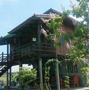 Ban Suan Khun Yai Ξενοδοχείο Αγιουτάγια Exterior photo