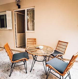 Explore Greece From Apartment With Private Garden Χαλκίδα Exterior photo