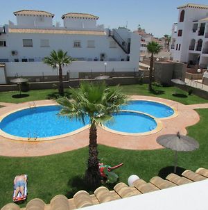 Lovely 2-Bed House In Punta Prima Orihuela Costa Exterior photo