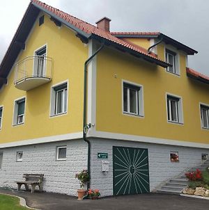 Gastehaus Jeindl Διαμέρισμα Hartmannsdorf Exterior photo