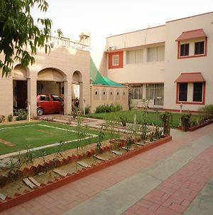 Suraj Niwas Ξενοδοχείο Τζαϊπούρ Exterior photo