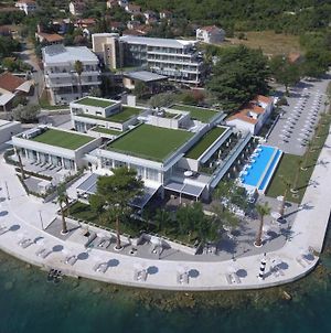 Blue Kotor Bay Premium Spa Resort Exterior photo