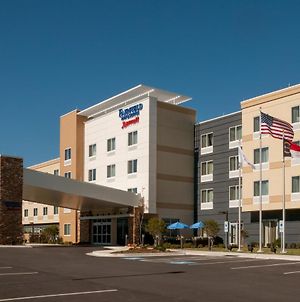 Fairfield Inn & Suites By Marriott Fayetteville North Exterior photo