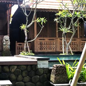 Melati Bali Homestay Canggu Exterior photo