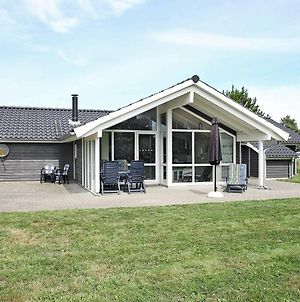 Comfortable Holiday Home In Lb K With Terrace Ålbæk Exterior photo