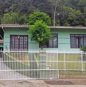 Casa Para Hospedagem Temporario Βίλα Joinville Exterior photo