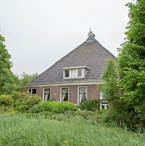 Modern Farmhouse In Molkwerum Near The Lake Exterior photo