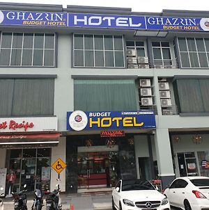 Ghazrins Hotel Dataran Larkin Τζόχορ Μπάχρου Exterior photo