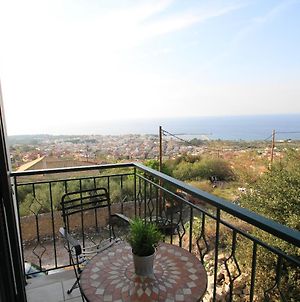 Kiparissia Castle & Sea View Βίλα Κυπαρισσία Exterior photo