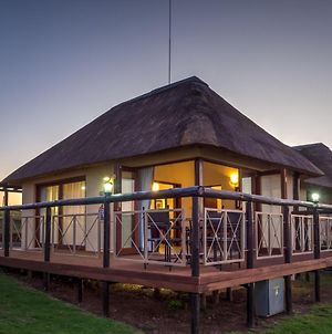 Mount Savannah Lodge By Dream Resorts Krugersdorp Exterior photo
