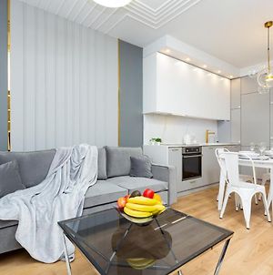 Sienna 65 Premium Apartments Warsaw By Renters Prestige Exterior photo