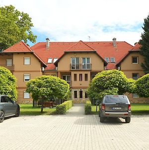 Apartment Catalpa Balatonföldvár Exterior photo