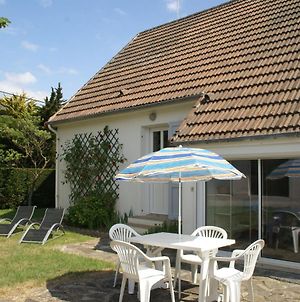Cozy Holiday Home In Saint Germain Sur Ay With Garden Room photo