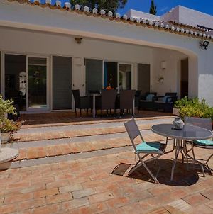 Roofed Villa In Albufeira With Private Swimming Pool Olhos de Αgua Room photo