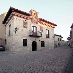 Concejo Hospederia Ξενοδοχείο Valoria la Buena Exterior photo