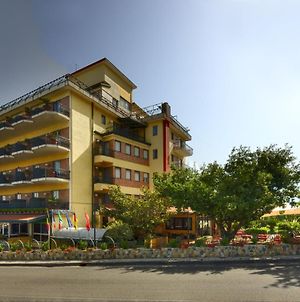 Hotel Parco Castellammare di Stabia Exterior photo