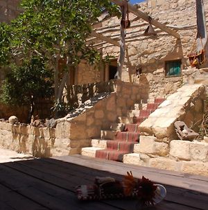 Beit Al Taybeh Ξενοδοχείο Aţ Ţayyibah Exterior photo