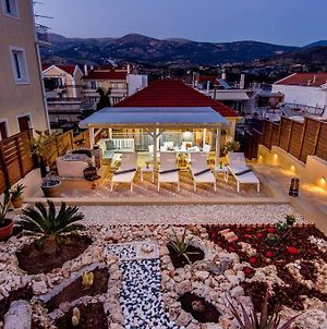 Avocado Villa Offering Peace And Relaxation Αργοστόλι Exterior photo