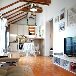 Modern Loft With Balcony In The Heart Of Sofia Διαμέρισμα Exterior photo