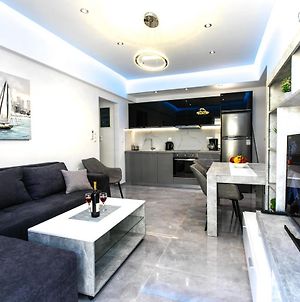 Luxury Shades Of Gray Apartment Ρέθυμνο Exterior photo