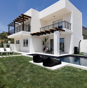 Modern Villa Casa Filo Verde With Private Pool & Bbq,200M From The Beach Πλακιάς Exterior photo