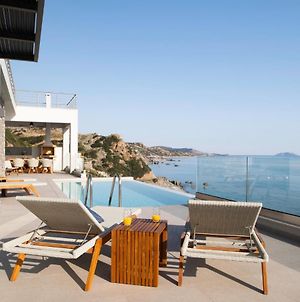 Rozites Luxury Beachfront Villa Κεραμές Exterior photo