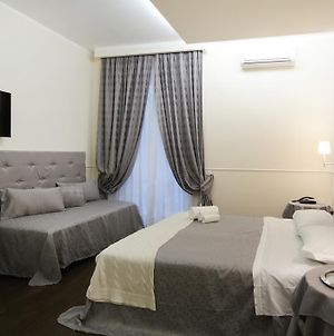 Caesar Place Bed and Breakfast Ρώμη Room photo
