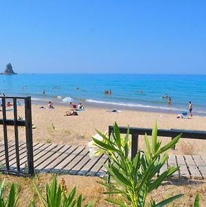 Corfu Beachfront Holiday Houses Yannis On Agios Gordios Beach Βίλα Exterior photo