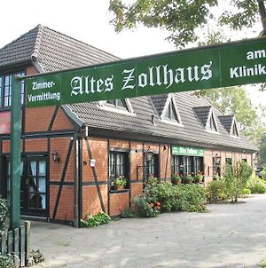 Altes Zollhaus Am Klinikum Ξενοδοχείο Λίμπεκ Exterior photo