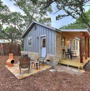 Cabins At Flite Acres- Morning Dove Βίλα Wimberley Exterior photo